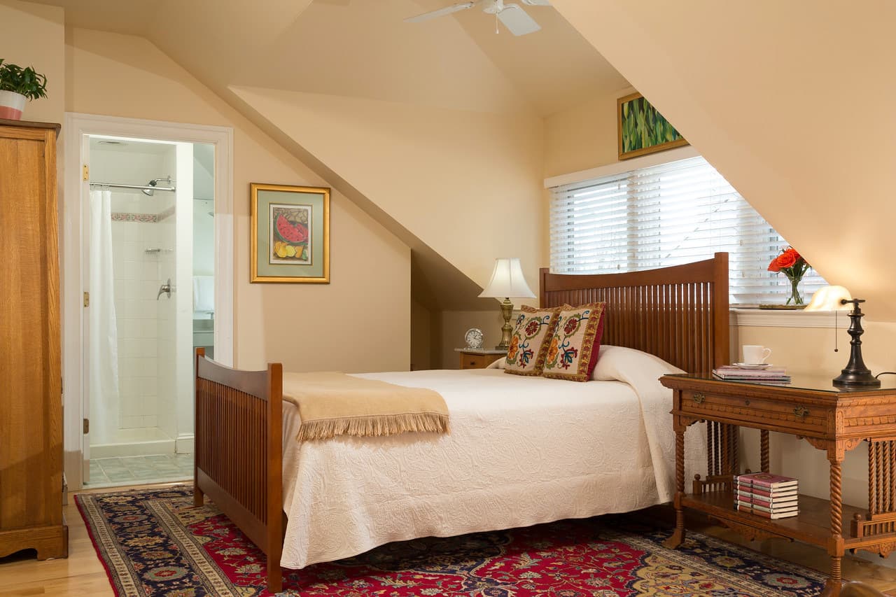 right-side of the main bedroom