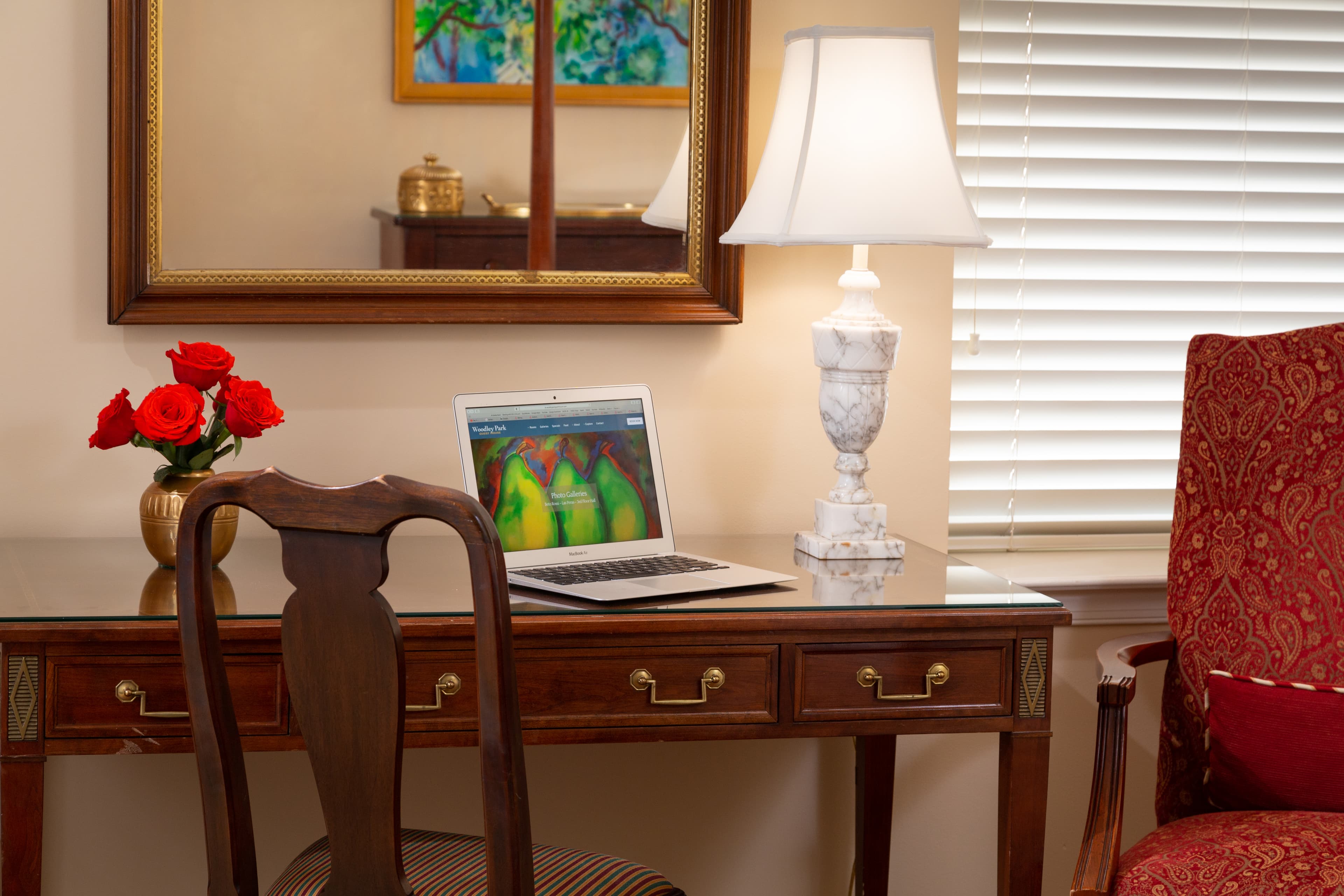 desk in Room 121